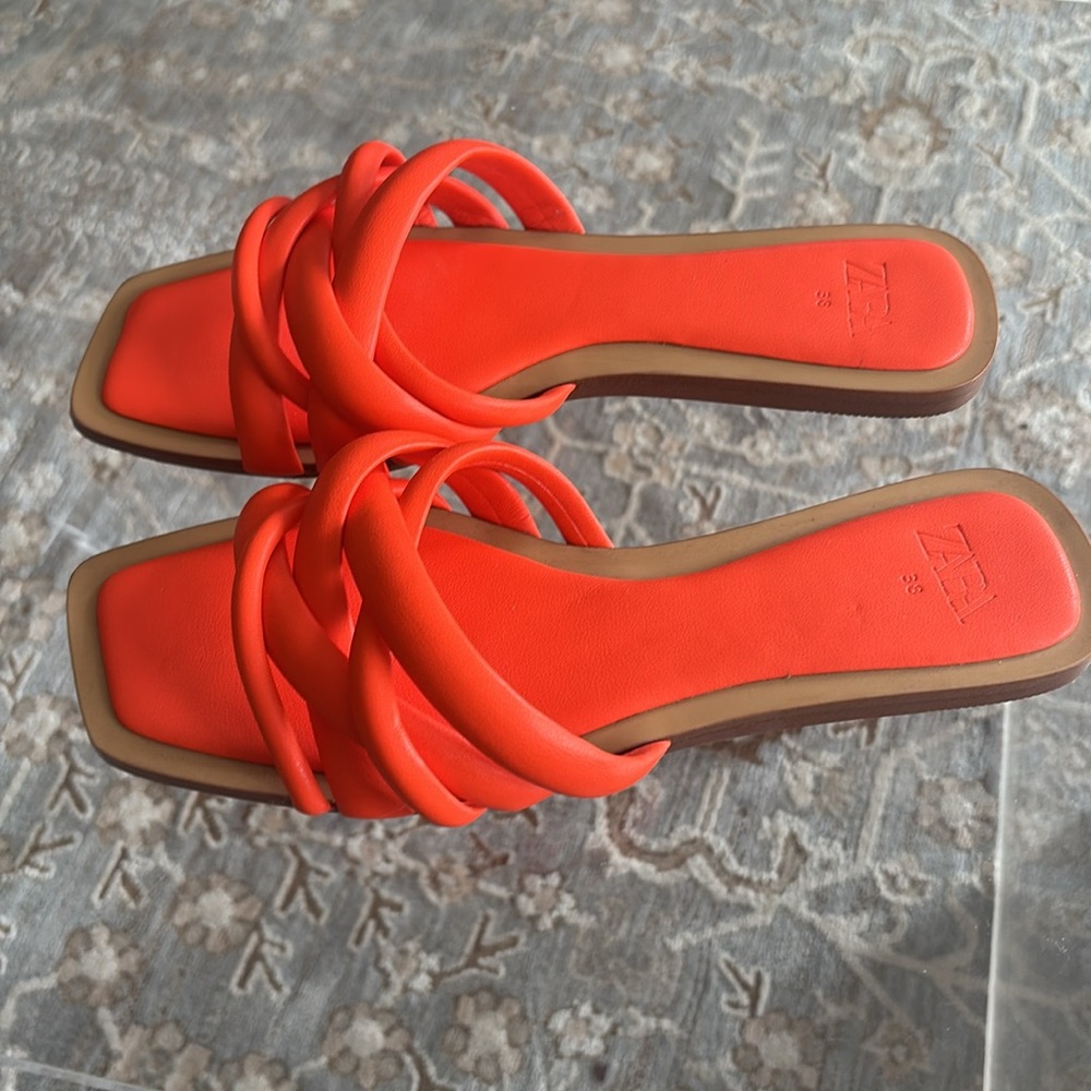 Zara sandals - Picture 4 of 4
